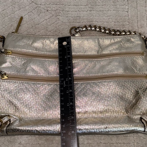 ELLIOT LUCCA GOLD METALLIC Leather Crossbody Clutch Bag - Picture 6 of 8